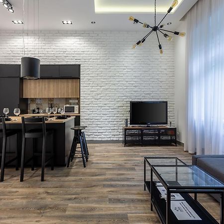 Alder Bridge Apartment Budapest Eksteriør bilde