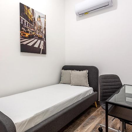 Alder Bridge Apartment Budapest Eksteriør bilde