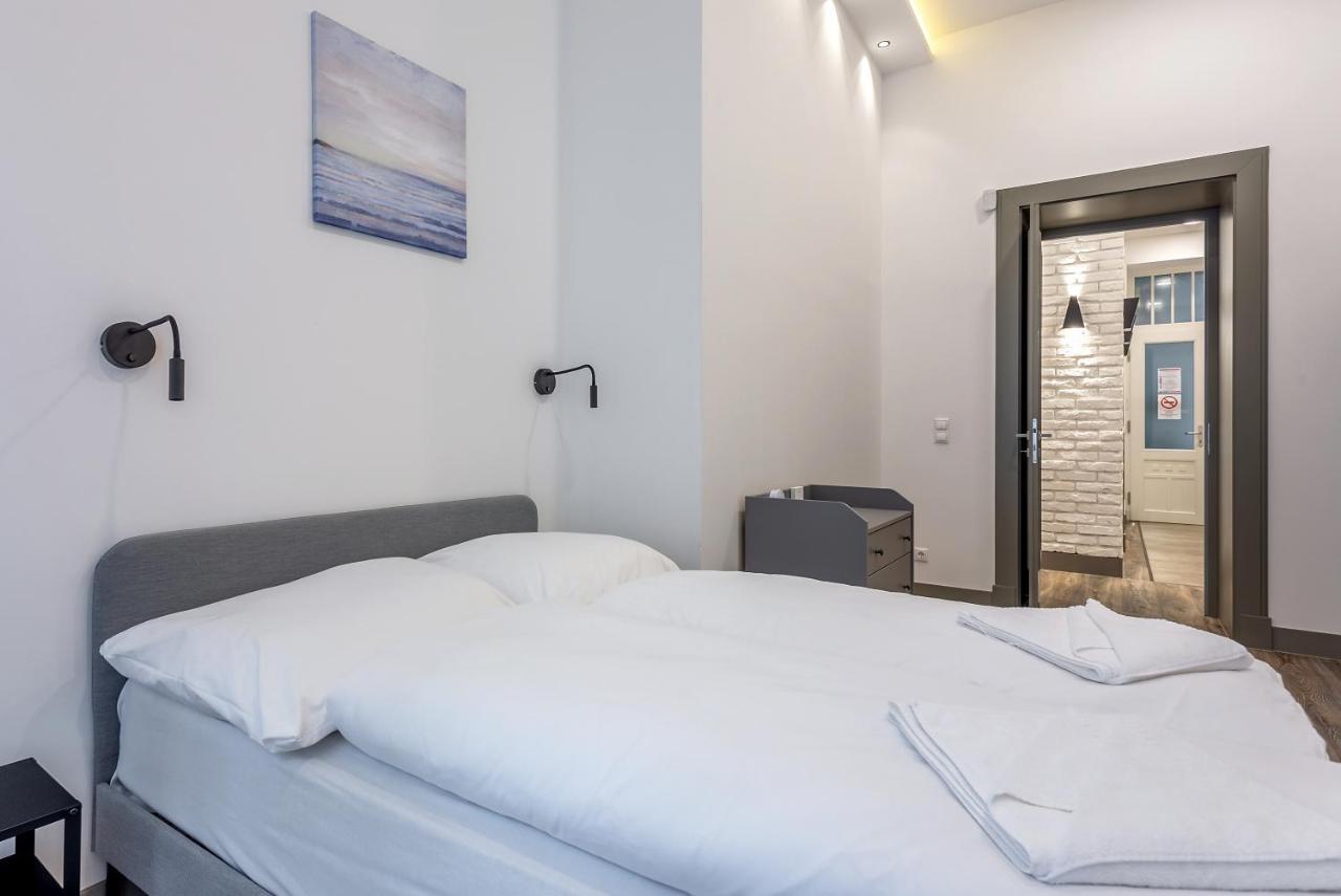 Alder Bridge Apartment Budapest Eksteriør bilde