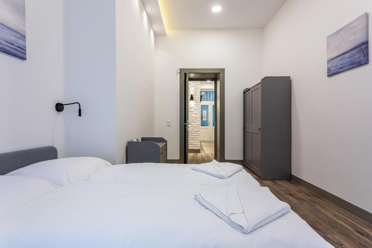 Alder Bridge Apartment Budapest Eksteriør bilde