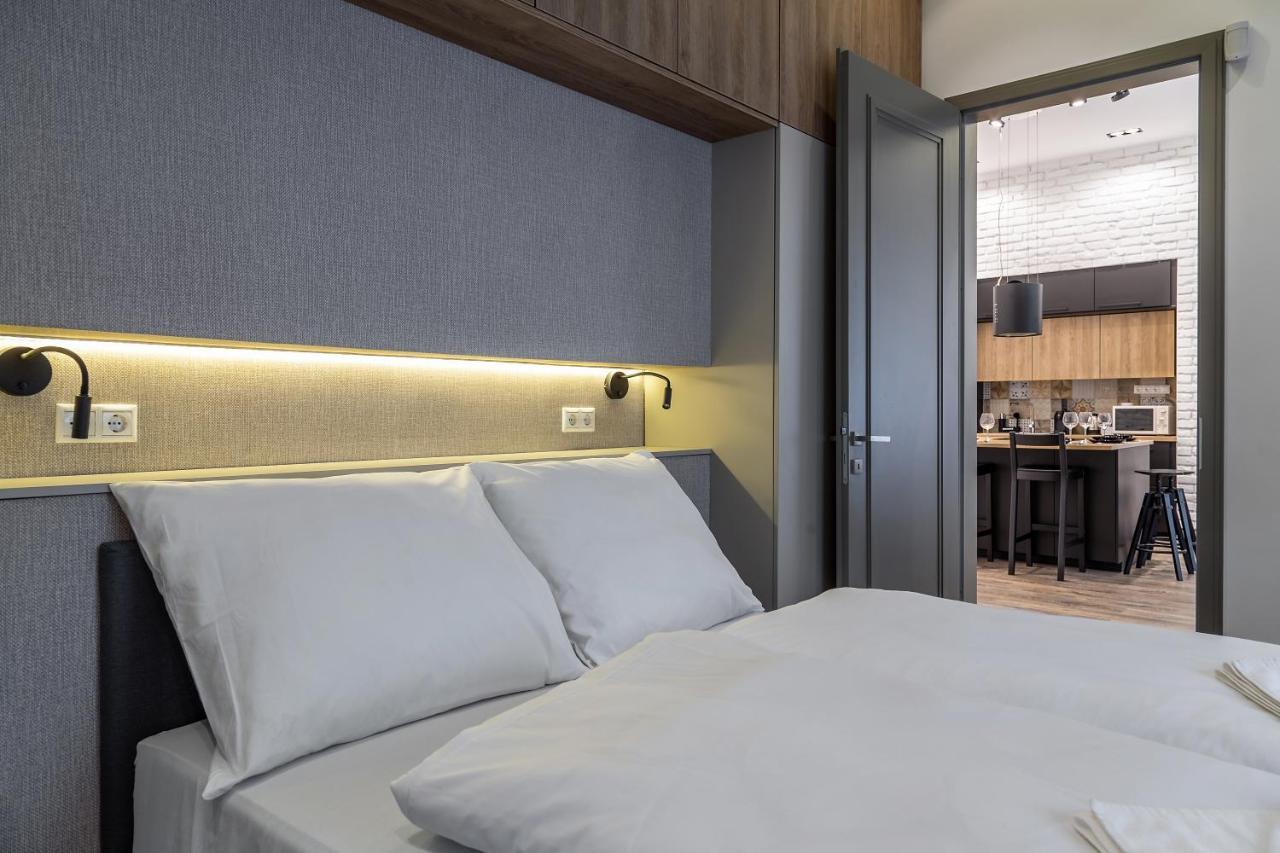 Alder Bridge Apartment Budapest Eksteriør bilde