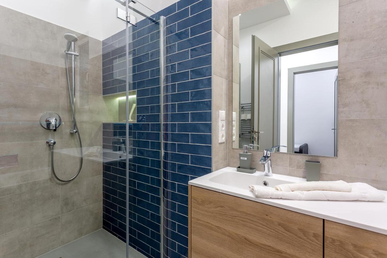 Alder Bridge Apartment Budapest Eksteriør bilde